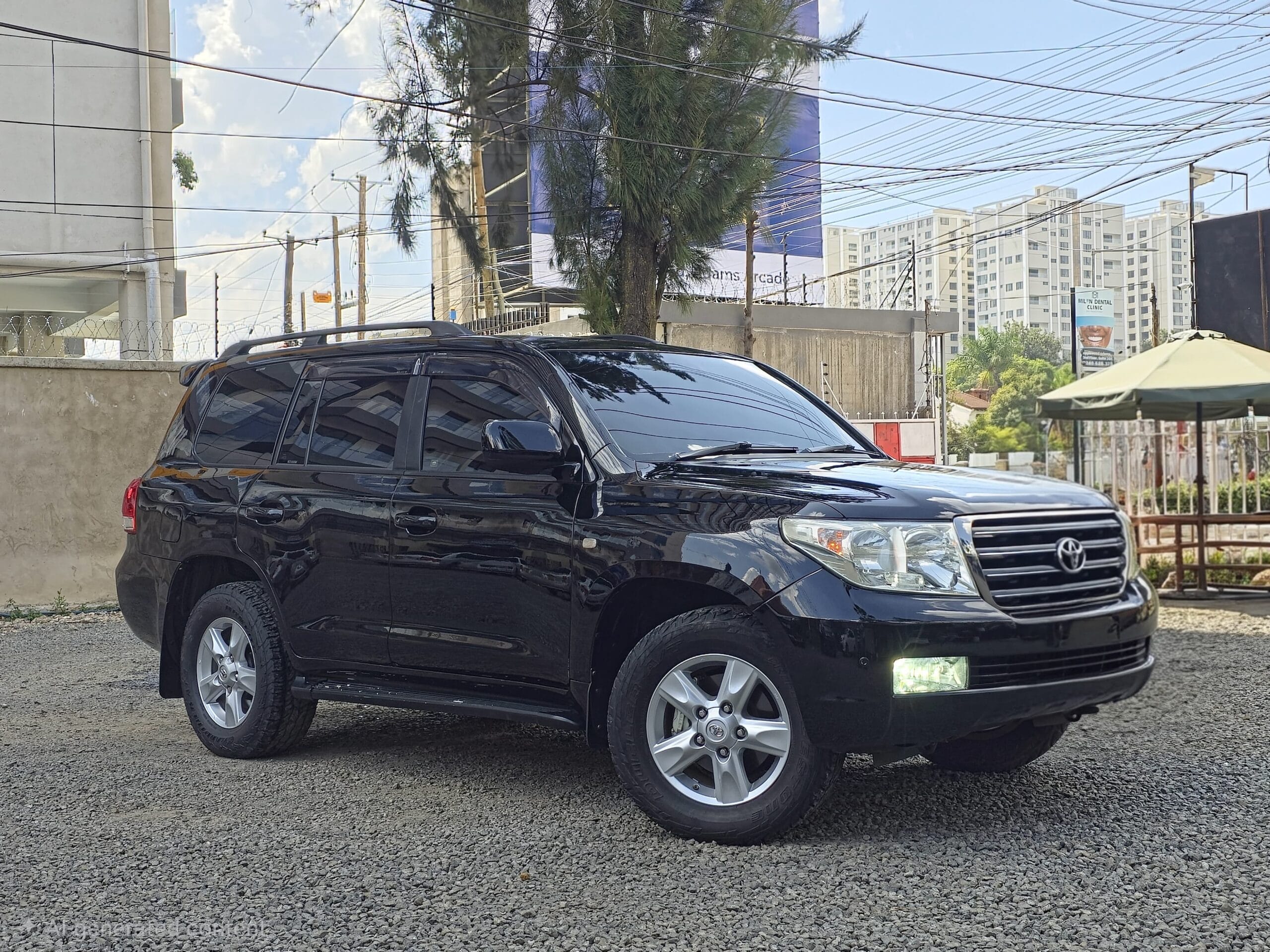 Black Toyota V8 Image 4